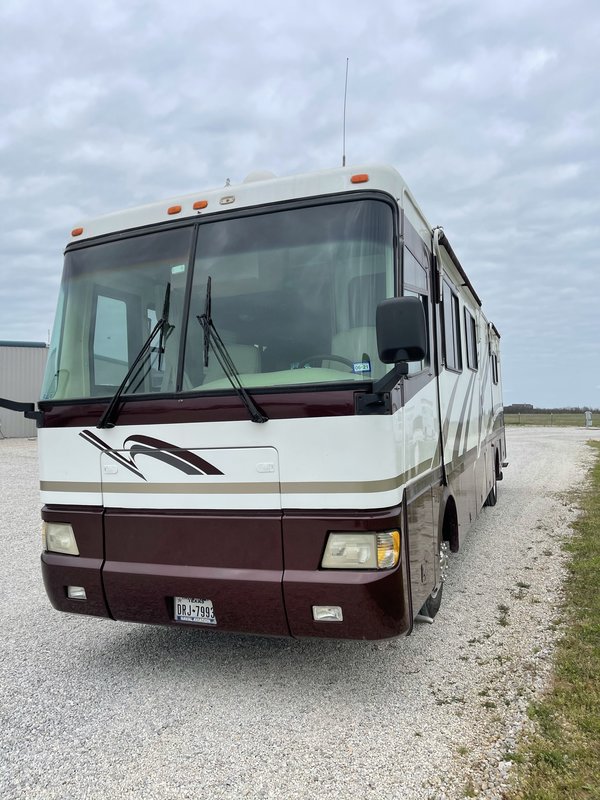 2001 Monaco Diplomat 38PBD, Class A - Diesel RV For Sale By Owner in