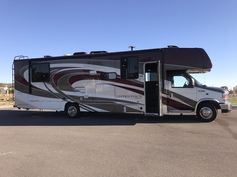 2017 Coachmen Leprechaun 319MB, Class C RV For Sale By Owner in San clemente, California RVT