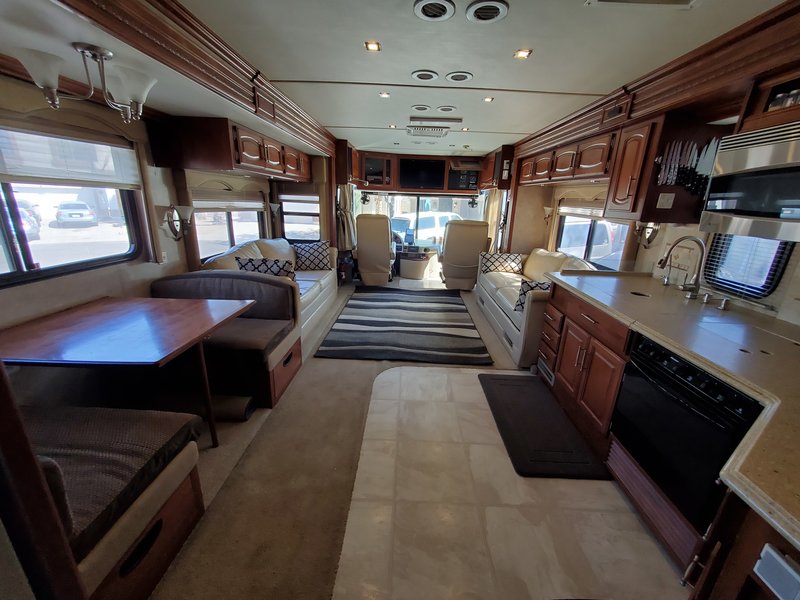 2007 Fleetwood Providence 40E, Class A Diesel RV For Sale By Owner in