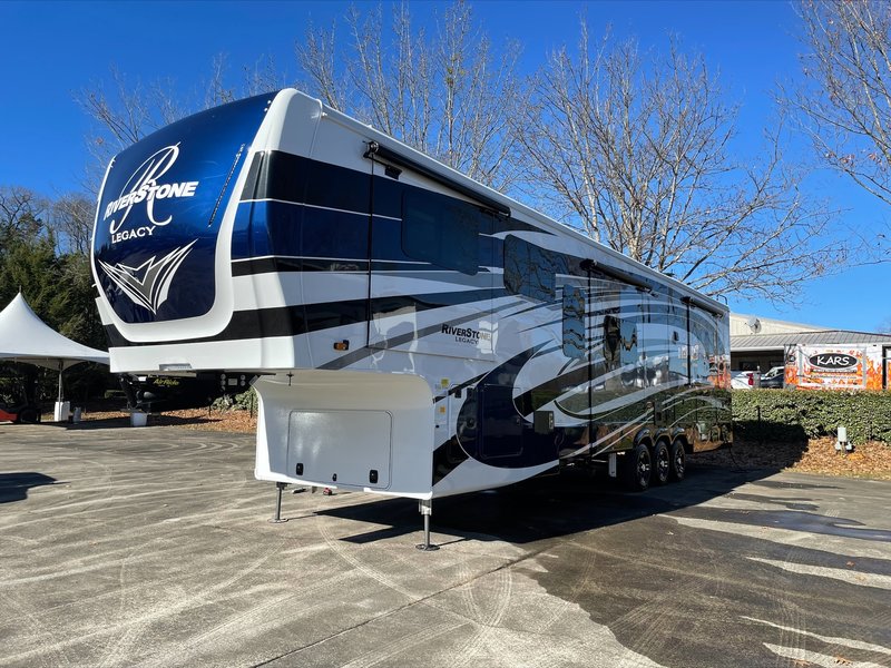 2022 Forest River Riverstone Legacy Series 42FSKG, Toy Haulers 5th