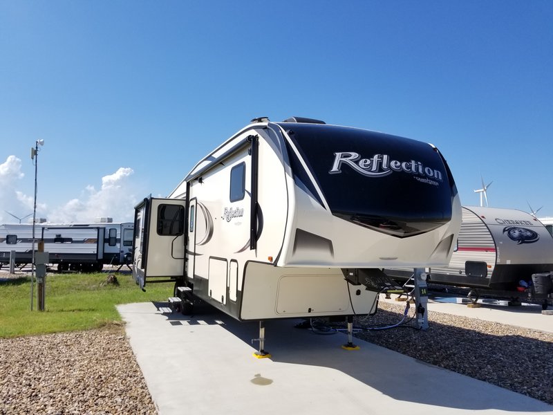2019 Grand Design Reflection 337RLS, 5th Wheels RV For Sale By Owner in