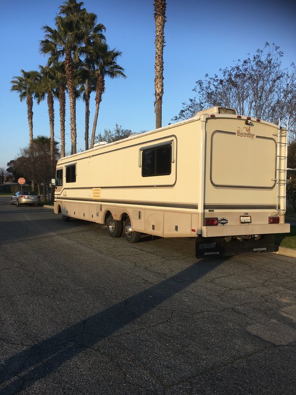 1996 BOUNDER 38Z, Class A Gas RV For Sale By Owner in Tulare