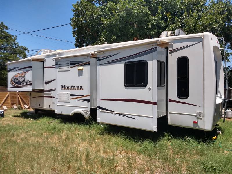 2012 Keystone Montana PREMIER 3400RL, 5th Wheels RV For Sale By Owner