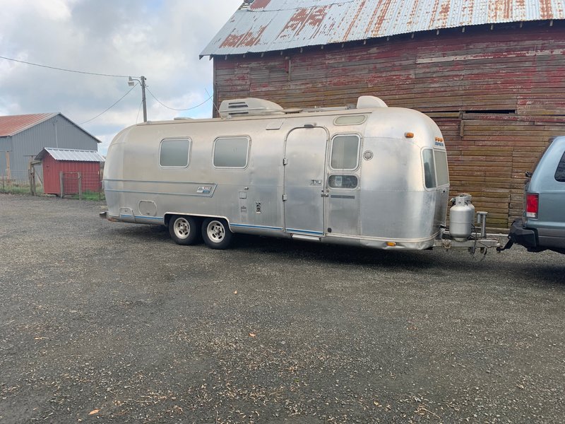 1975 Airstream Overlander, Travel Trailers RV For Sale By Owner in Brownsville, Oregon