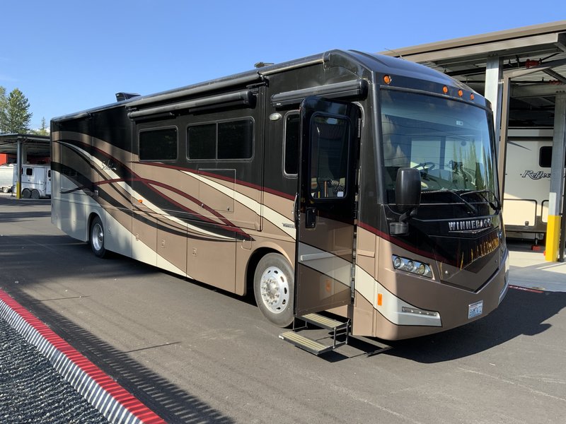 2017 Itasca Solei 36G, Class A Diesel RV For Sale By Owner in Federal