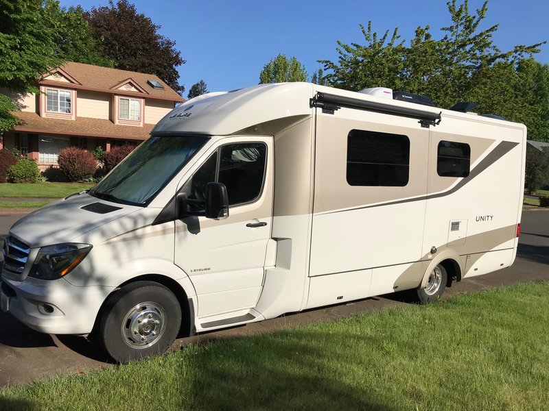 leisure travel van for sale canada