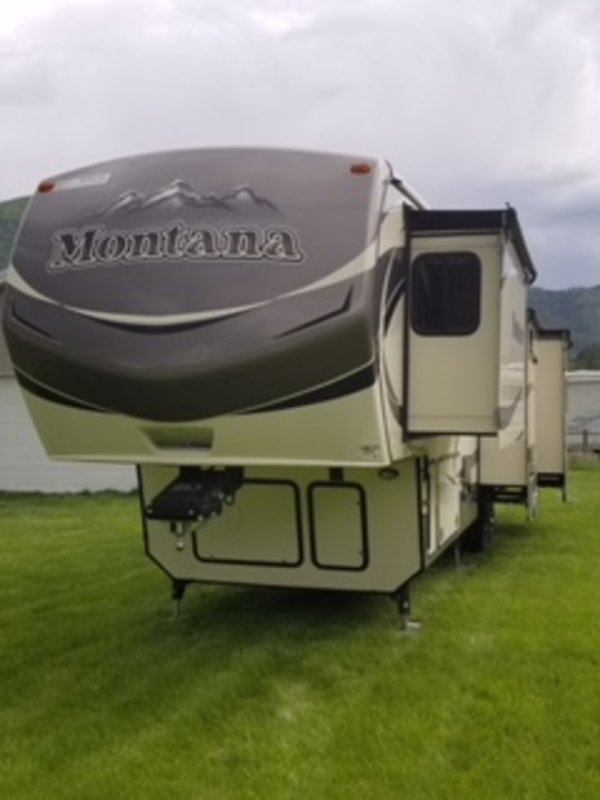 2016 Keystone Montana Legacy MO3402Rl16, 5th Wheels RV For Sale By