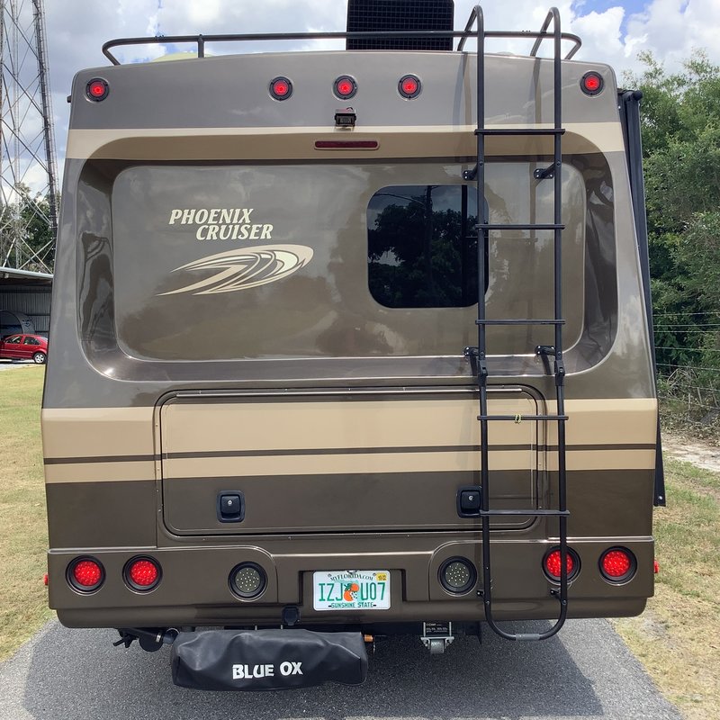 2018 Phoenix Cruiser 3100, Class C RV For Sale By Owner in The villages