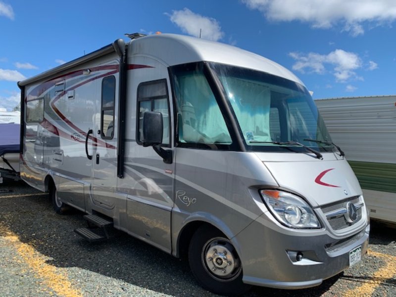 2013 Itasca Reyo 25T, Class A Diesel RV For Sale By Owner in Auburn, California 314068