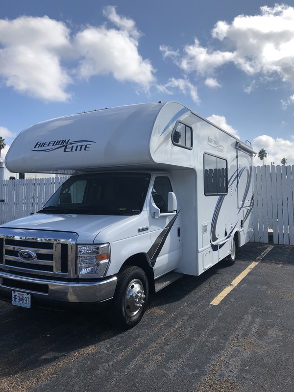 2018 Thor Industries Four Winds Freedom Elite 22FE, Class C RV For Sale