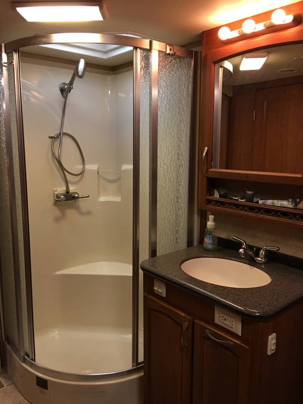 2009 Holiday Rambler Presidential Suite 37SKQ, 5th Wheels RV For Sale