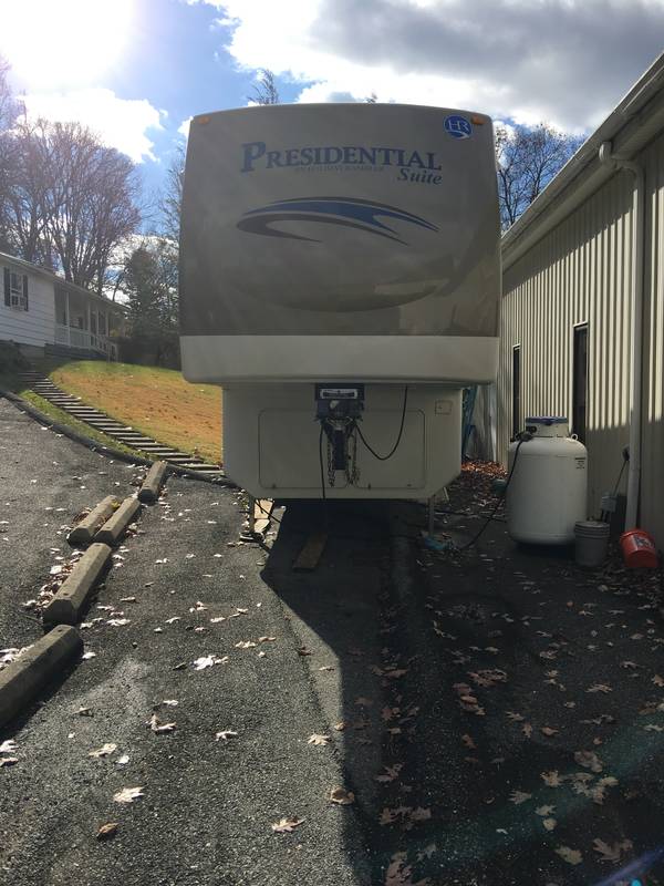 2009 Holiday Rambler Presidential Suite 37SKQ, 5th Wheels RV For Sale