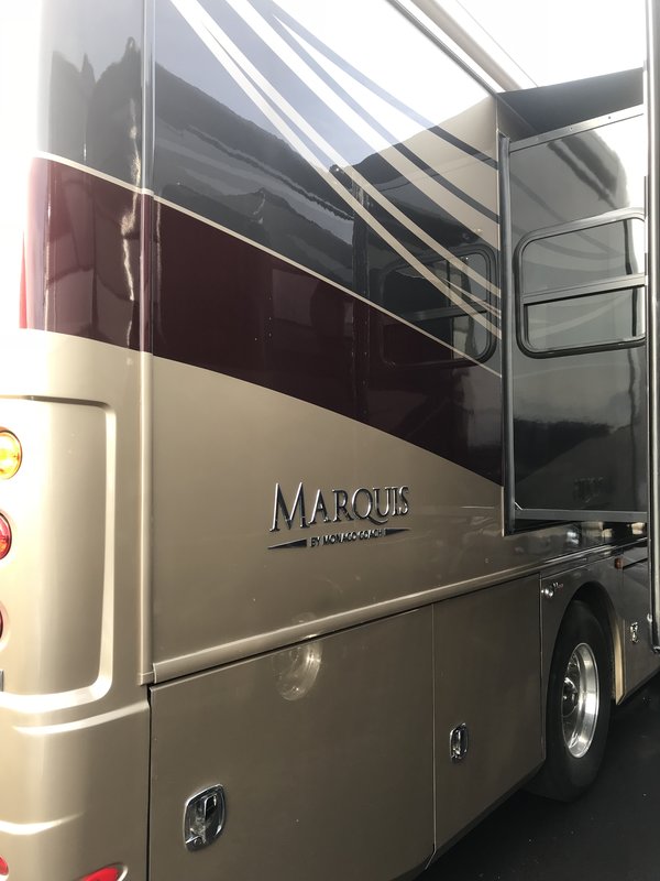 2018 Monaco Marquis 40L, Class A Diesel RV For Sale By Owner in Waverly, West Virginia RVT