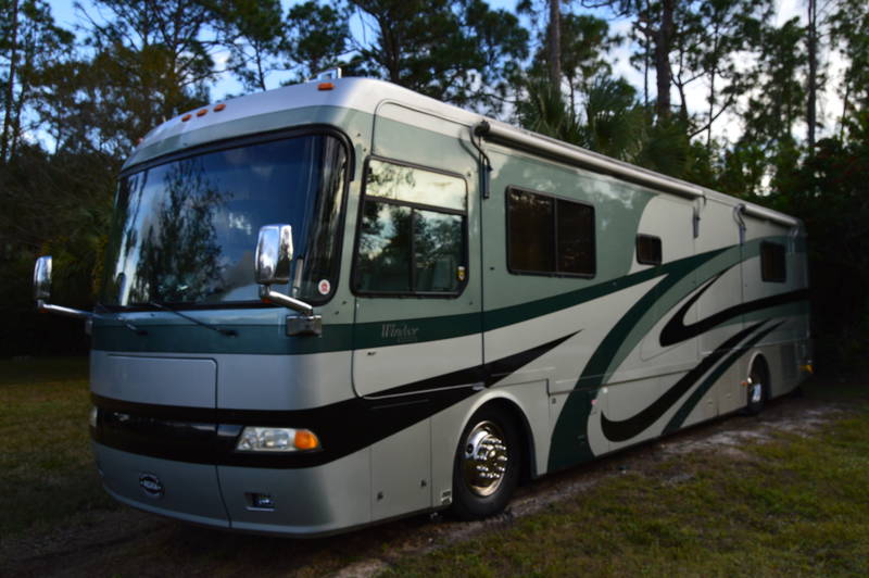 2002 Monaco Windsor 40 PKD, Class A Diesel RV For Sale By Owner in