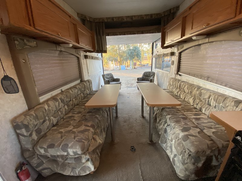 2005 Weekend Warrior Super Lite SI3005, Toy Haulers 5th Wheels RV For