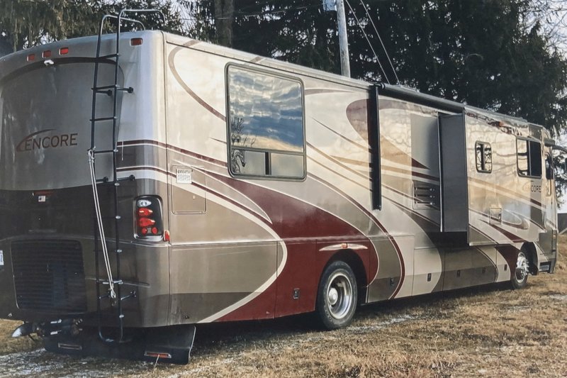 2006 Coachmen Encore 40TS, Class A Diesel RV For Sale By Owner in