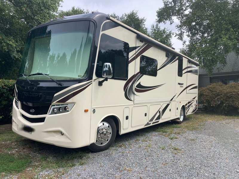 2019 Jayco Precept 31UL, Class A Gas RV For Sale By Owner in