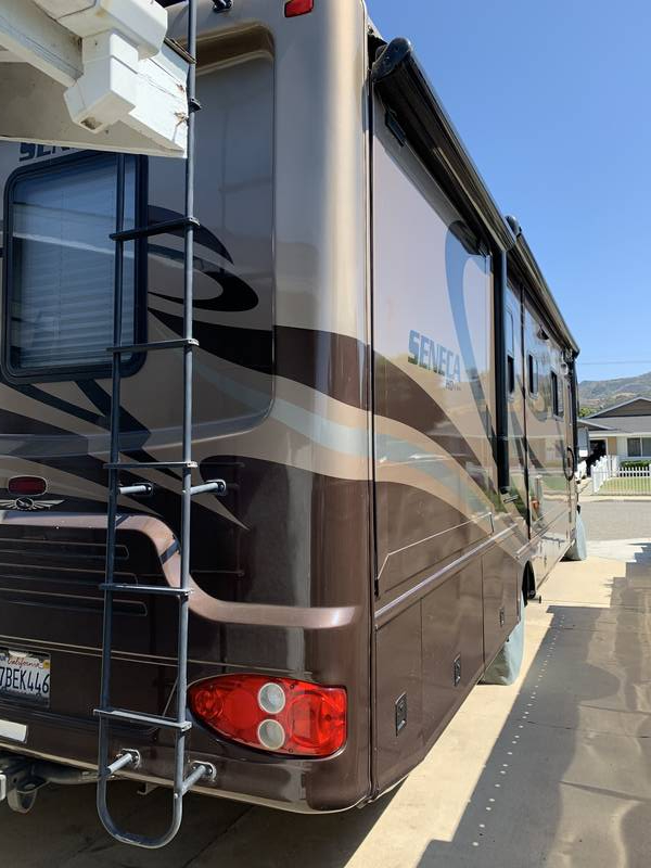 2006 Jayco Seneca HD 35GS, Class C RV For Sale By Owner in Simi valley