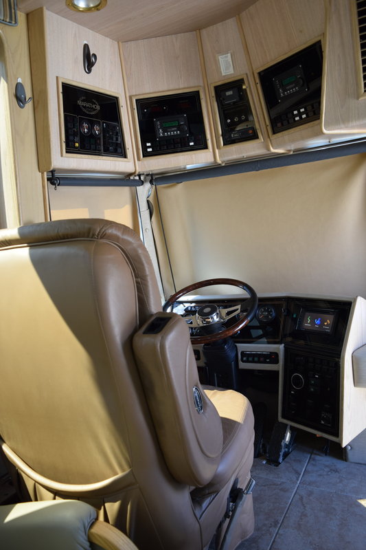 1990 Prevost Marathon XL, Class A Diesel RV For Sale By Owner in Surprise, Arizona
