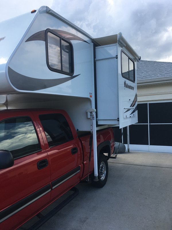 2018 Adventurer 80S, Truck Campers RV For Sale By Owner in Ocala