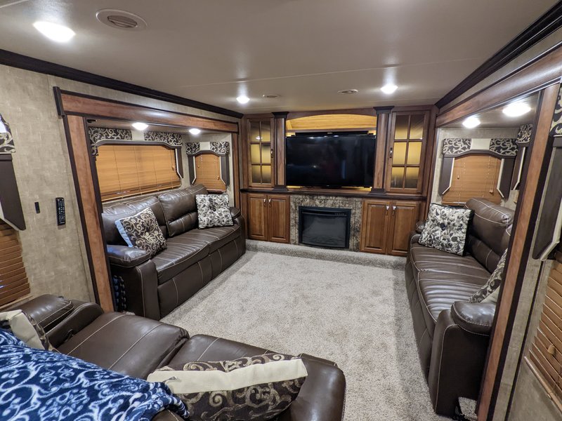 2017 KZ Durango Gold 380FLF, 5th Wheels RV For Sale By Owner in West
