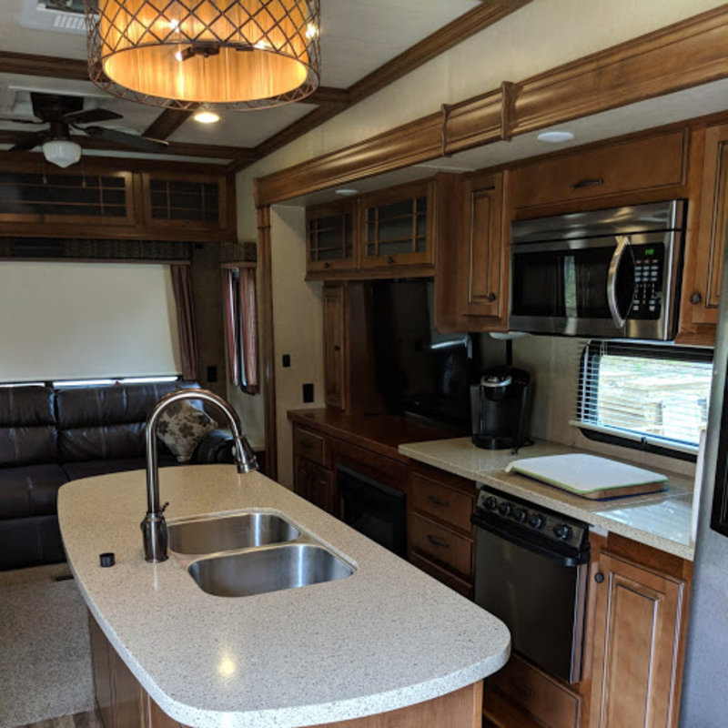 2014 Heartland Bighorn BH 3875FB, 5th Wheels RV For Sale By Owner in ...