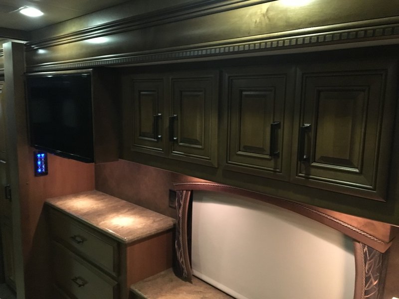 2014 44U, Class A Diesel RV For Sale By Owner in Goodyear, Arizona