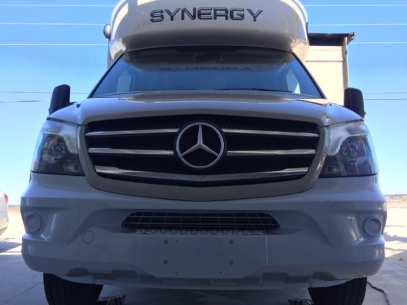 2017 Thor Motor Coach Synergy SD24, Class C RV For Sale By Owner in