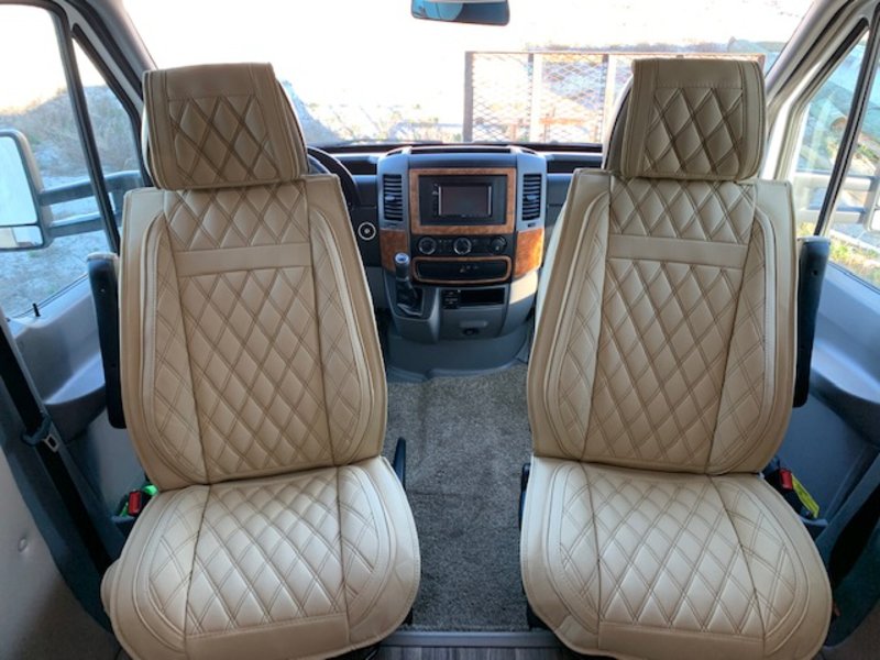 2017 Thor Motor Coach Synergy SD24, Class C RV For Sale By Owner in