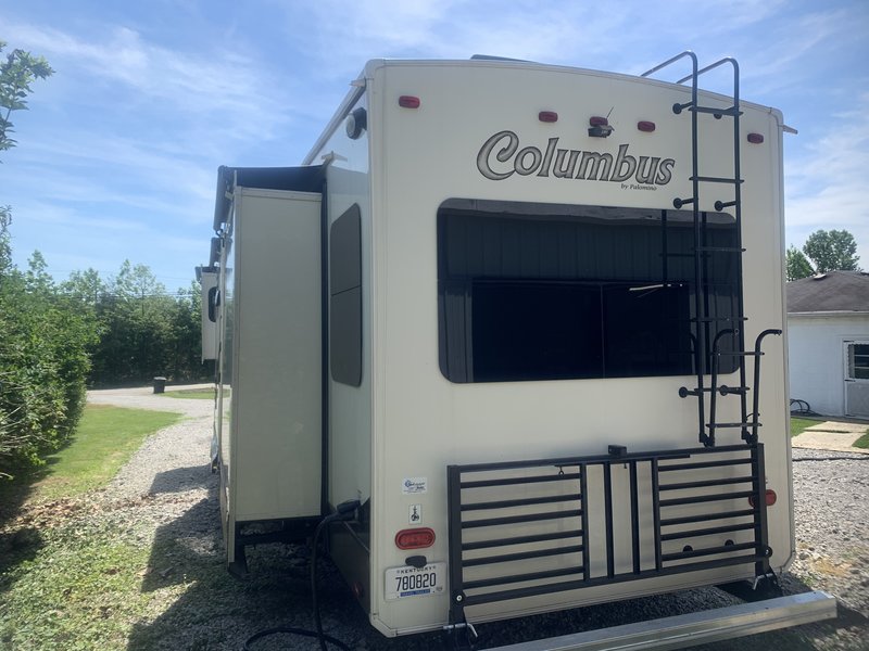 2016 Palomino Columbus 365RL, 5th Wheels RV For Sale By Owner in
