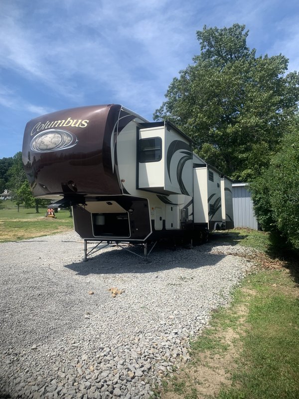 2016 Palomino Columbus 365RL, 5th Wheels RV For Sale By Owner in