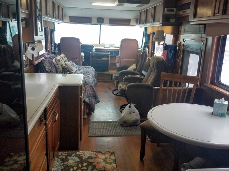 1994 Foretravel Motorcoach Grand Villa U300, Class A Diesel RV For Sale By Owner in Bigfork