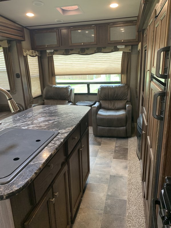 2016 Keystone Sprinter 347FWLFT, 5th Wheels RV For Sale By Owner in