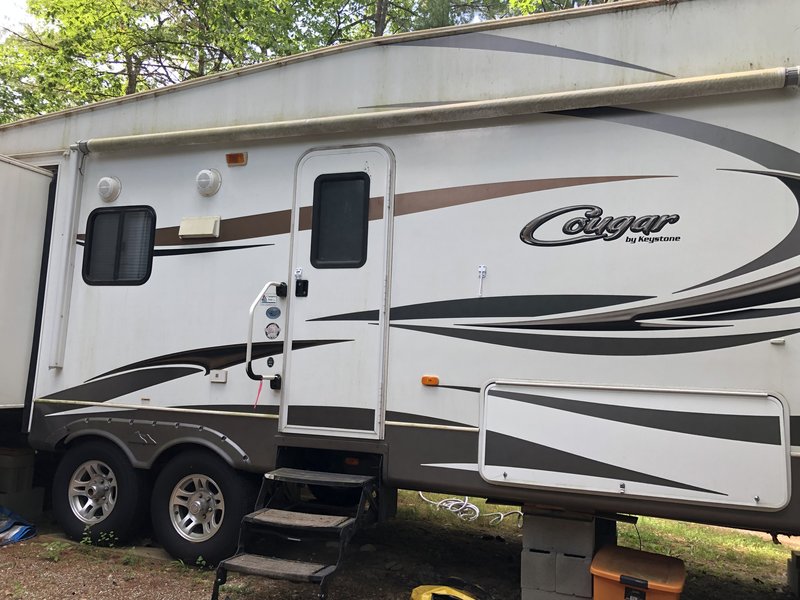 2011 Keystone Cougar 318SAB, 5th Wheels RV For Sale By Owner in Croydon ...