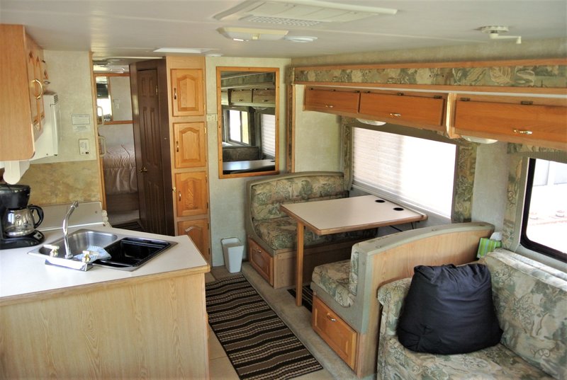 2002 Forest River 326, Class A Gas RV For Sale By Owner in