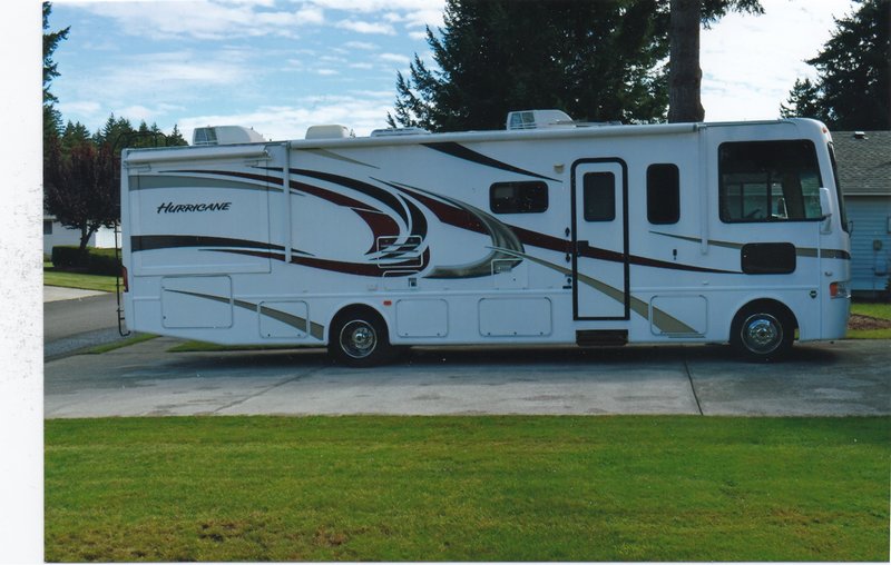 2012 Thor Motor Coach Hurricane, Class A - Gas RV For Sale By Owner in ...