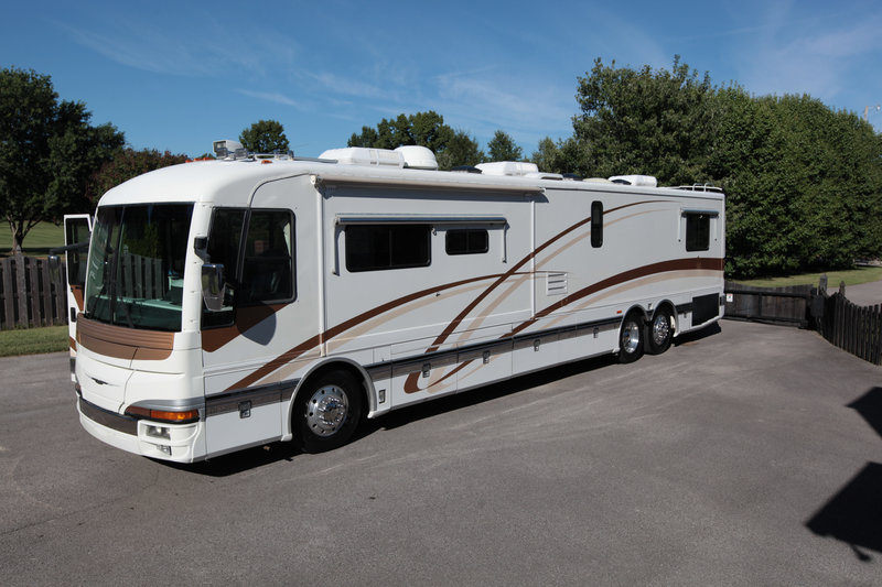 2000 American Coach American Heritage 415, Class A
