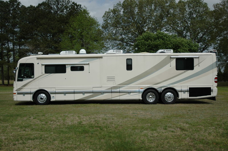 2002 Fleetwood American Heritage 45SS, Class A Diesel RV For Sale By Owner in Greenville