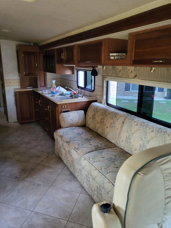 2001 Winnebago Journey Chasis, Class A Diesel RV For Sale By Owner in
