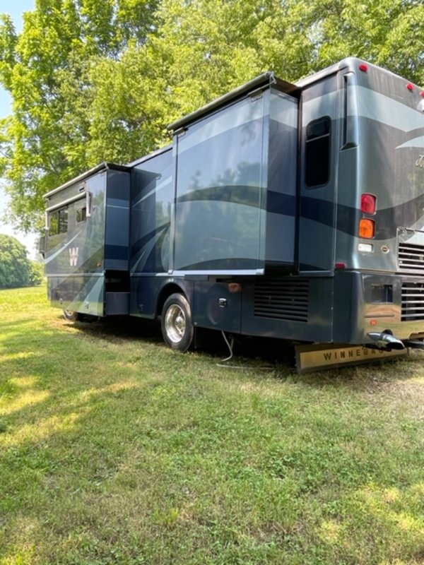 2005 Winnebago Journey 34H, Class A Diesel RV For Sale By Owner in