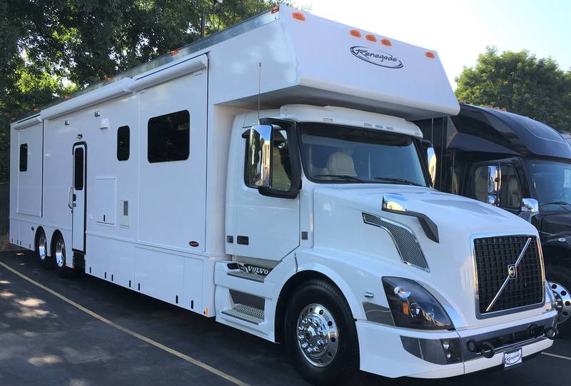 2018 Renegade 3400XM, Class A - Diesel RV For Sale By Owner in Marengo ...