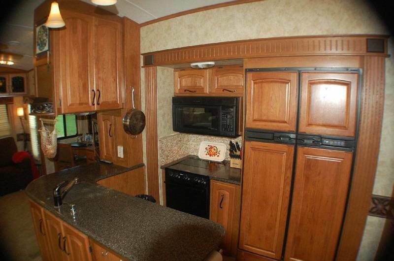 2012 Keystone Montana Hickory 3400RL, 5th Wheels RV For Sale By Owner