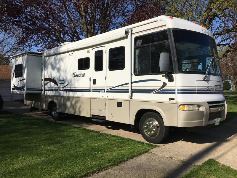 2004 Itasca Sunrise 32V, Class A Gas RV For Sale By Owner in Polo