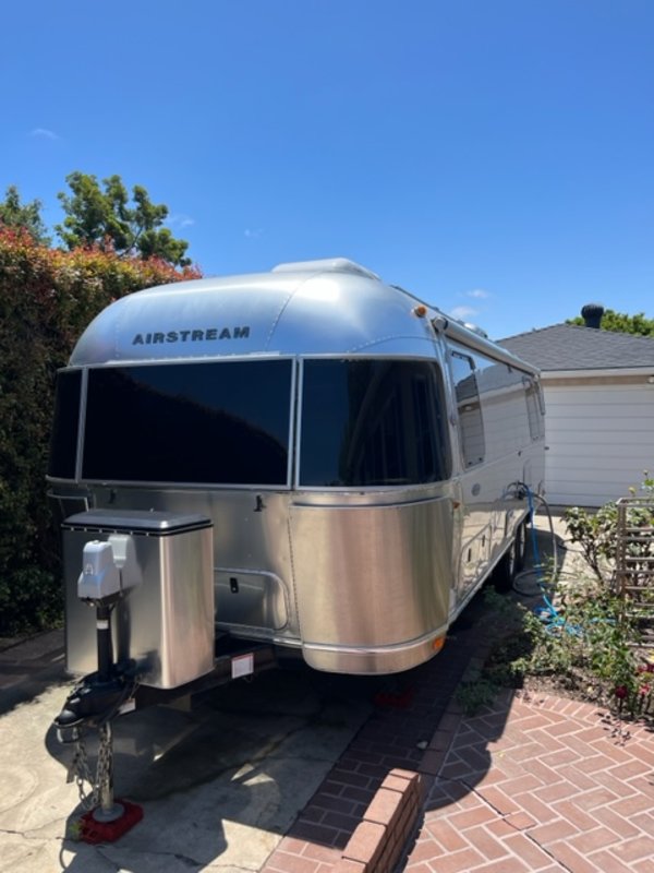 2019 Airstream Flying Cloud 27FB Twin, Travel Trailers RV For Sale By