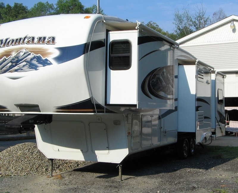 2010 Keystone Montana Hickory 3455SA, 5th Wheels RV For Sale By Owner