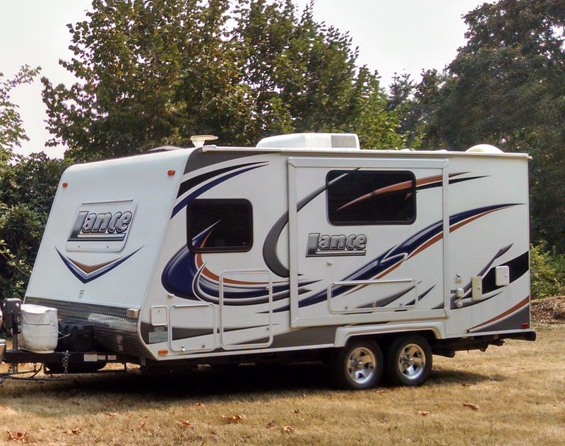 2012 Lance 1685, Travel Trailers RV For Sale By Owner in