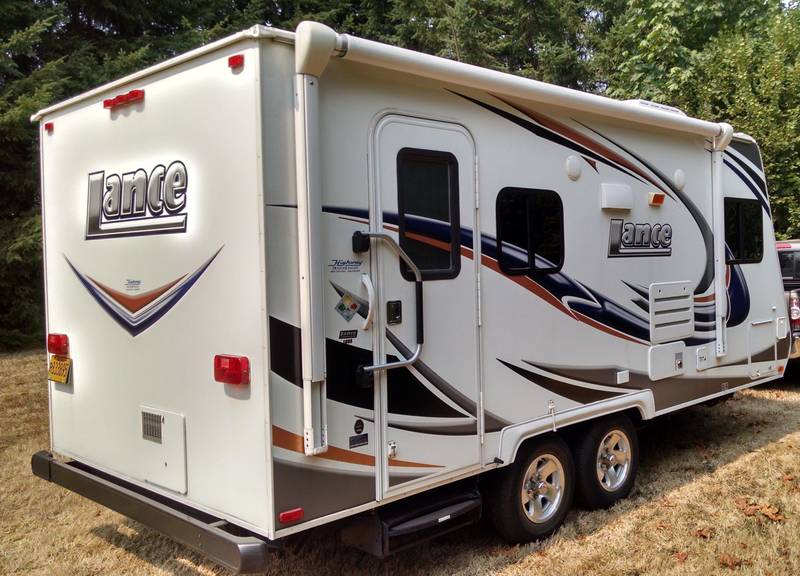 2012 Lance 1685, Travel Trailers RV For Sale By Owner in