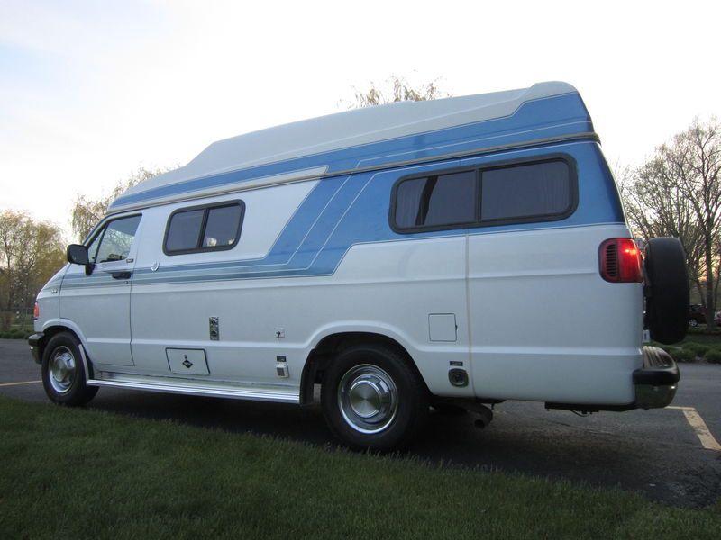 1995 Sportsmobile EBD101, Class B RV For Sale in Beach Park, Illinois