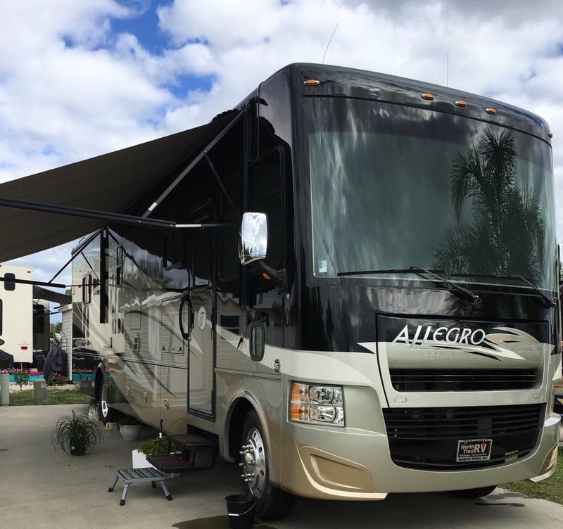 2014 Tiffin Allegro Open Road 36LA, Class A Gas RV For Sale By Owner in Cleveland , Tennessee