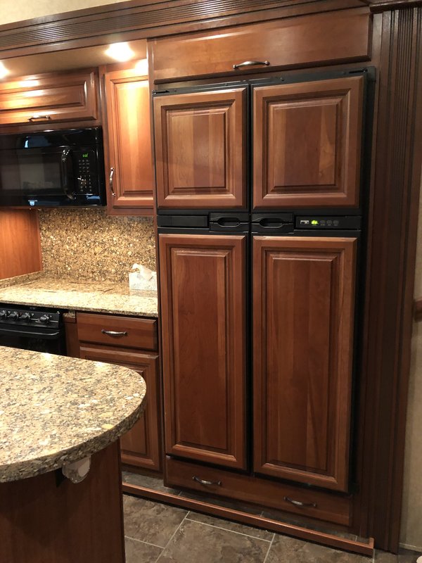 2013 Redwood RV 36RL, 5th Wheels RV For Sale By Owner in Des moines